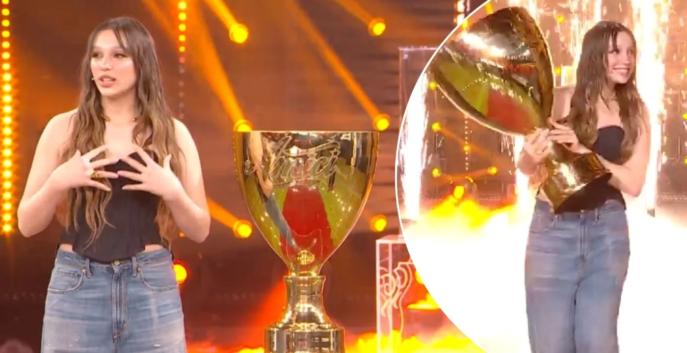Sarah Toscano riconsegna la coppa del vincitore ad Amici e fa una dedica ai finalisti
