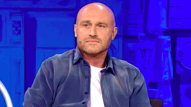 Rudy Zerbi fidanzato ragazza 22 anni più giovane
