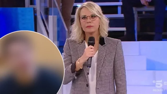 Amici, ex allievo pubblica una canzone contro il talent