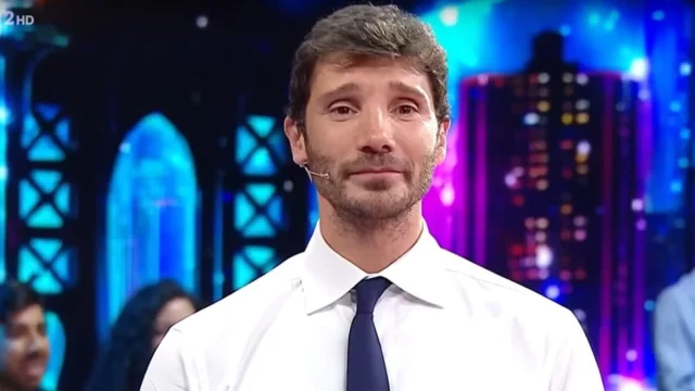 Stefano De Martino resta alla conduzione di Stasera tutto è possibile