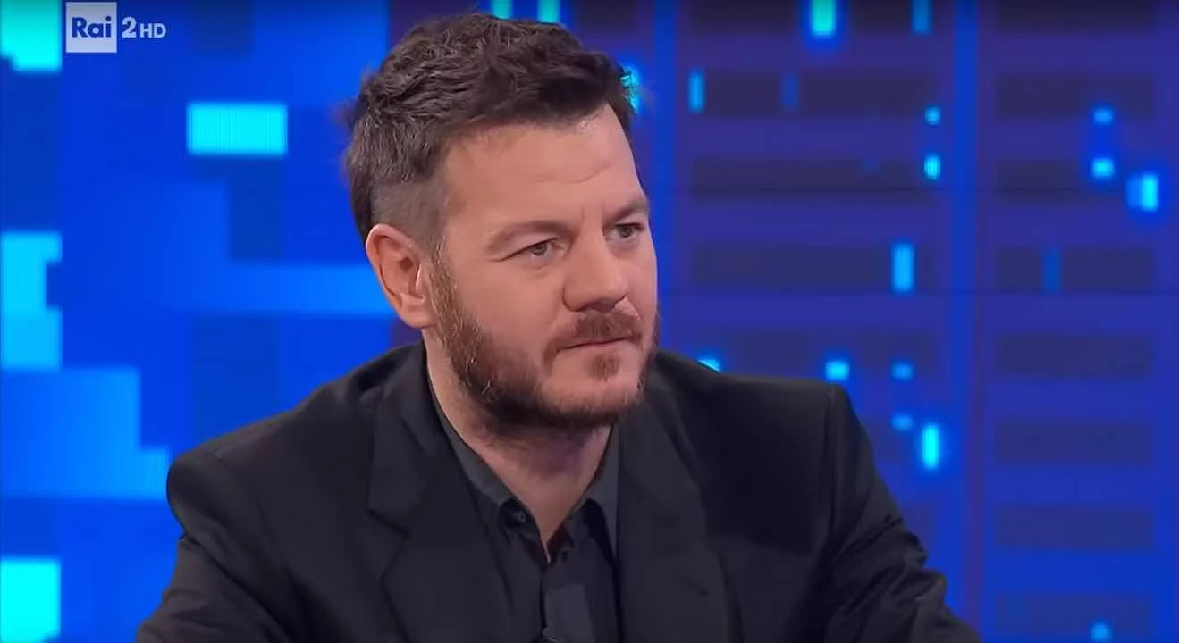 Alessandro Cattelan sbarca a Mediaset dopo il mancato rinnovo in Rai, cosa condurrà