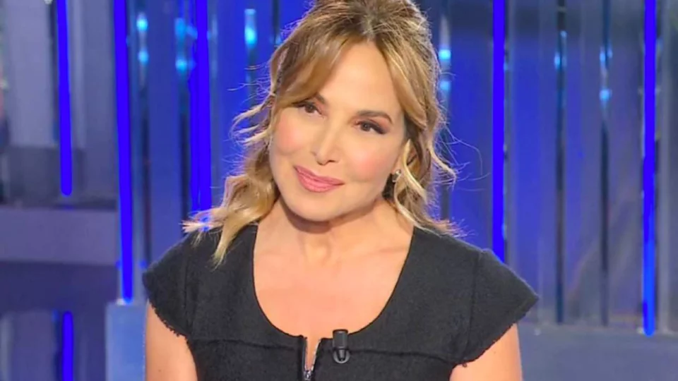 Barbara d'Urso sfuma programma passa altra conduttrice
