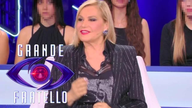 Il Grande Fratello di Simona Ventura raddoppia e sfida un amato programma di Rai 1