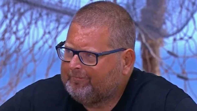 Mario Adinolfi malore Isola dei Famosi elisoccorso
