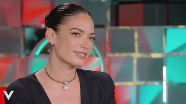 Elodie, una sua hit ha bloccato l'uscita del singolo di un ex allievo di Amici
