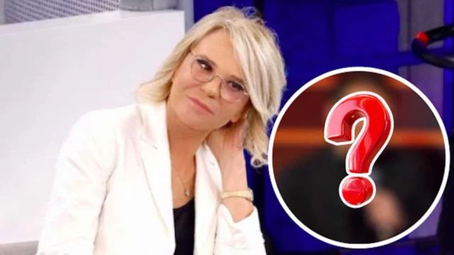 Amici, famoso cantante si candida per un posto in giuria