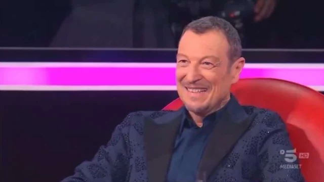 Amadeus torna alla conduzione su Canale 5, dove lo vedremo