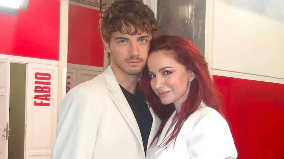 Andrea Delogu risponde ai gossip su lei e Nikita Perotti