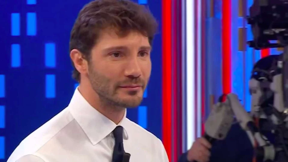 Affari Tuoi stasera 11 ottobre non va in onda, quando torna il gioco dei pacchi