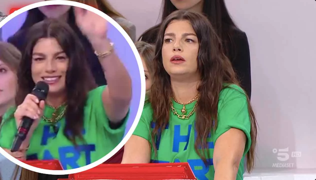 Emma manda un saluto ad Alessandra Amoroso in diretta ad Amici 25 – VIDEO