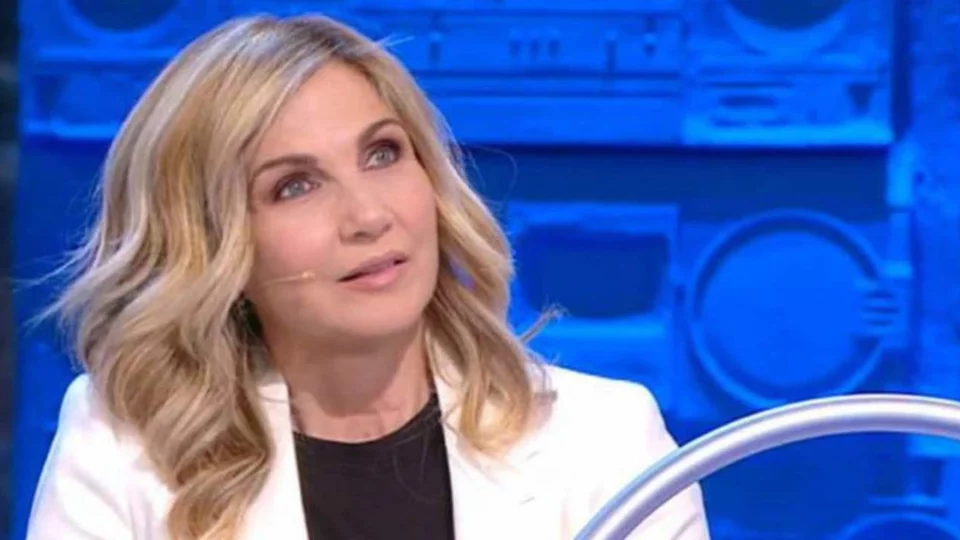 Lorella Cuccarini ricorda l'aborto vissuto nel 1992: 