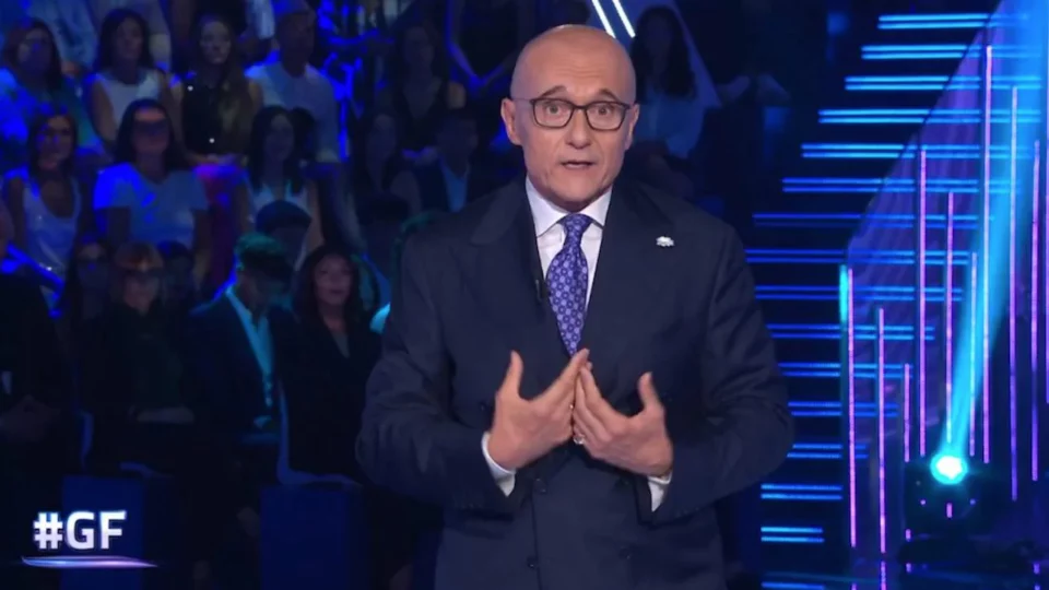 Grande Fratello Vip, slitta la partenza: quando potrebbe iniziare