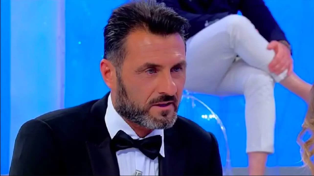 L’ex storico cavaliere Sossio Aruta pronto al ritorno a Uomini e Donne? Una sua risposta non sfugge