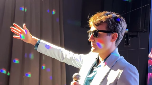 Christian ruttovibe ph press