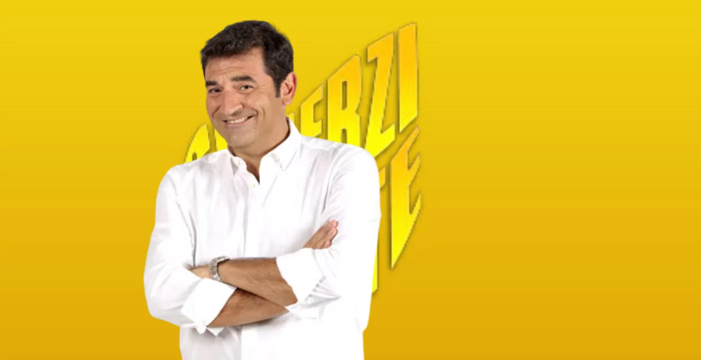 Scherzi a Parte torna su Canale 5: Max Giusti nuovo conduttore
