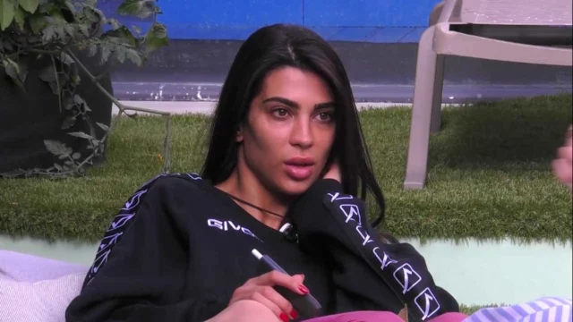 GF, Rasha furiosa con gli autori del GF dopo le clip e gli opinionisti