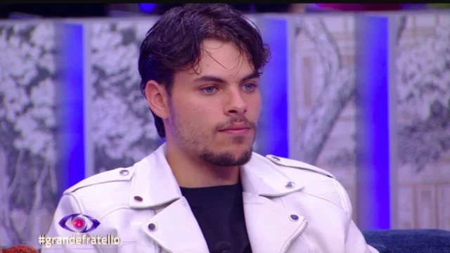 GF, il web insorge contro Simone dopo una frase: è polemica