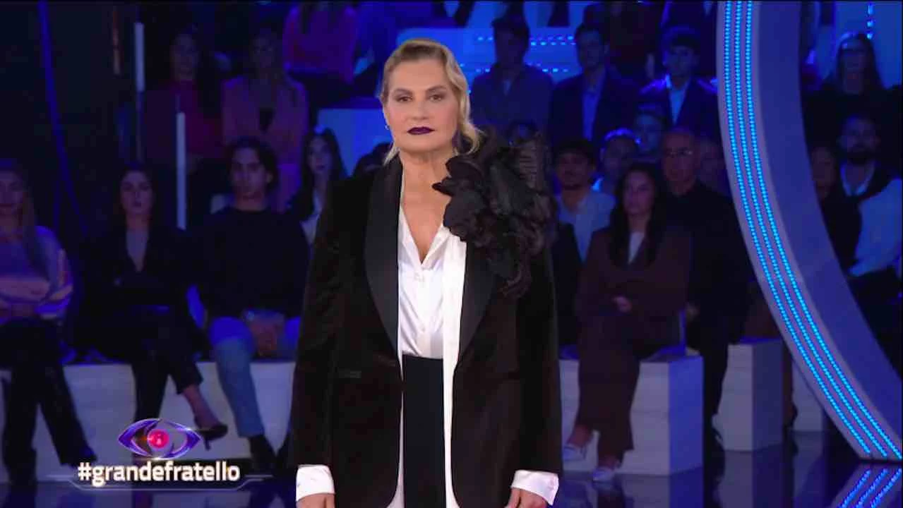 Dopo il calo degli ascolti il Grande Fratello potrebbe dire già addio al doppio appuntamento