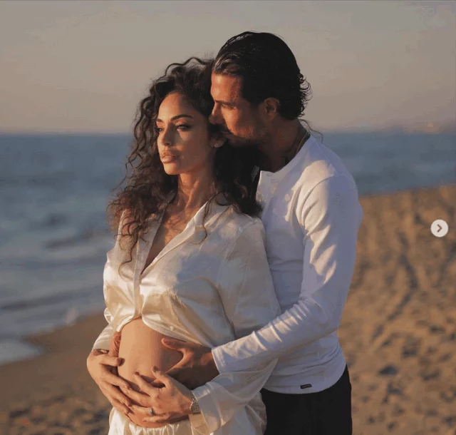 PH-INSTRAGRAM-RAFFAELLA-FICO-2