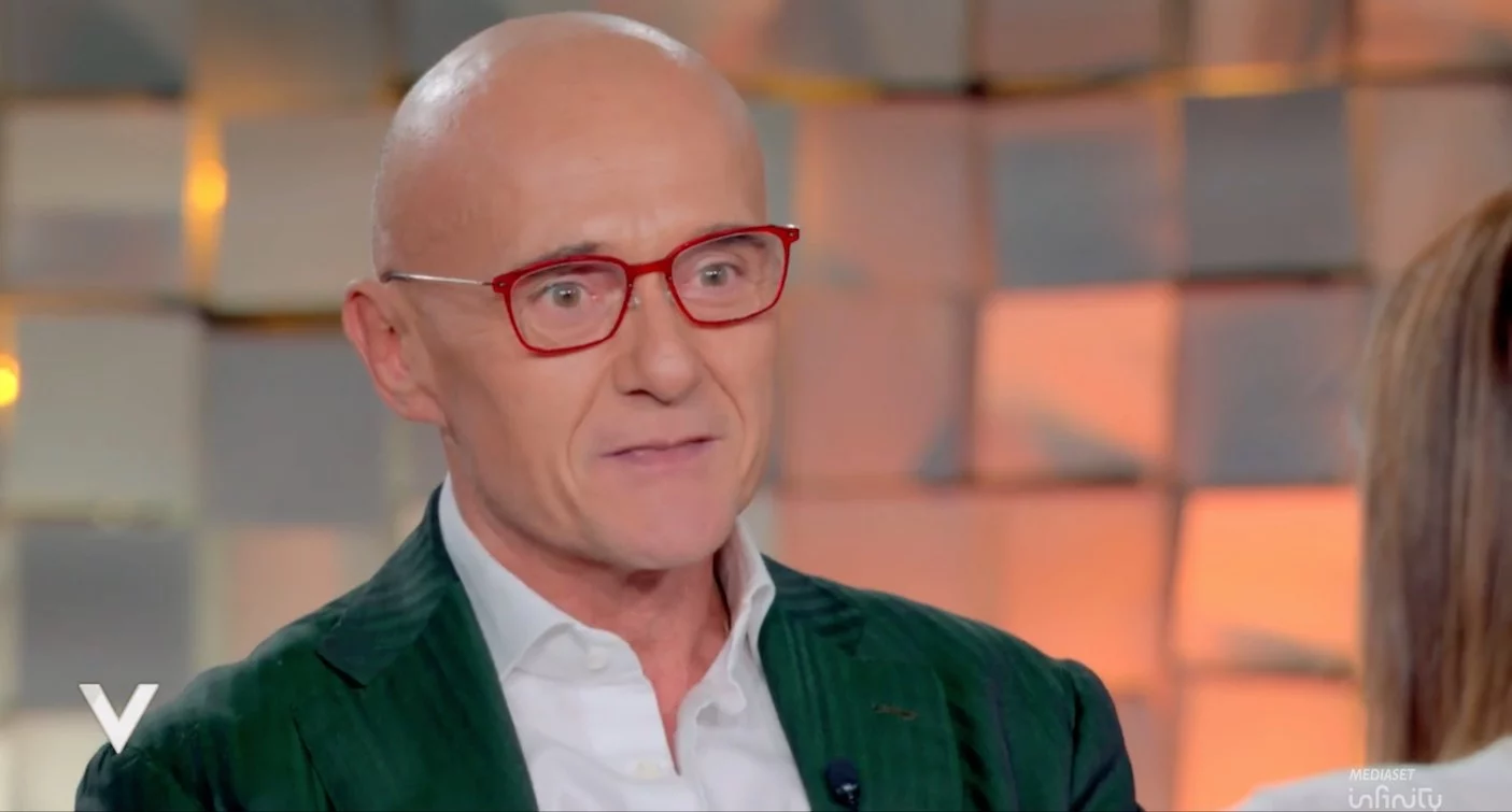 Alfonso Signorini si sposa, l’annuncio a Verissimo