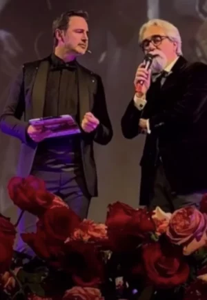 Peppe Vessicchio riceve il SanremoSi Novella 2000 Eau de Milano Award a Sanremo nel 2024