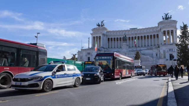 Bollo auto, a Roma e nel Lazio arriva lo sconto del 10%
