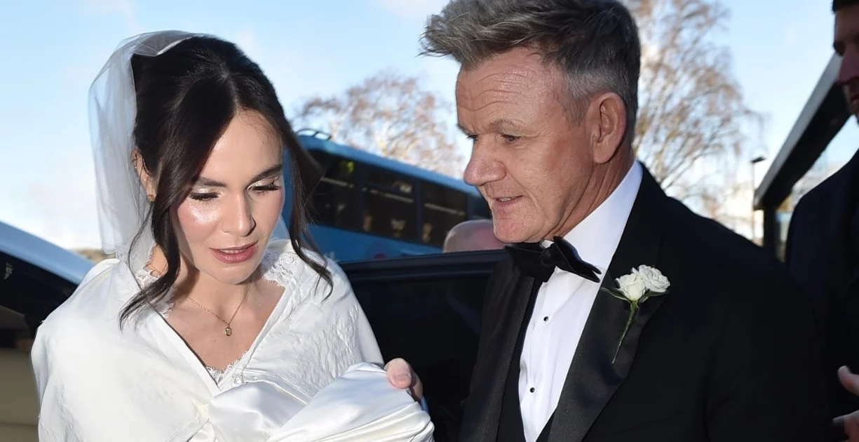 La figlia di Gordon Ramsay, Holly, sposa Adam Peaty: nozze da favola nell’Abbazia di Bath