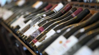 Natale- perché brindiamo con spumanti e vini frizzanti? - CREDITI FOTO - Antonio Behar / SIPA USA / IPA