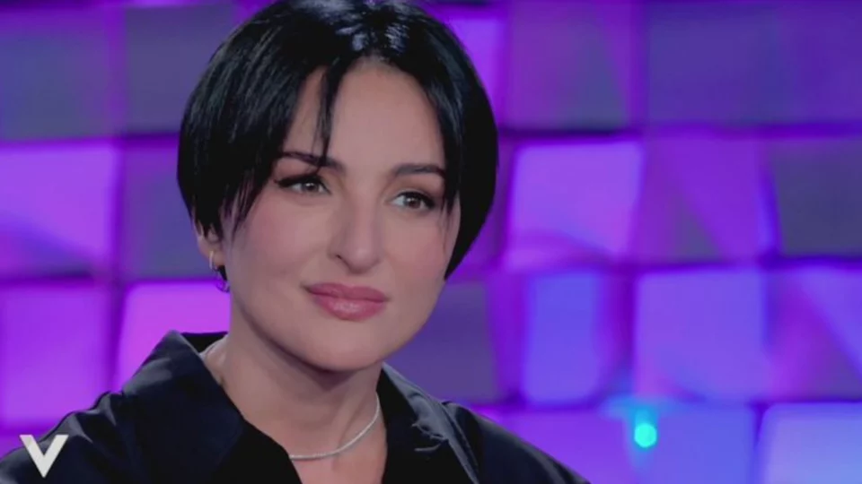 Arisa cerca l'amore sulle app di incontri, la rivelazione