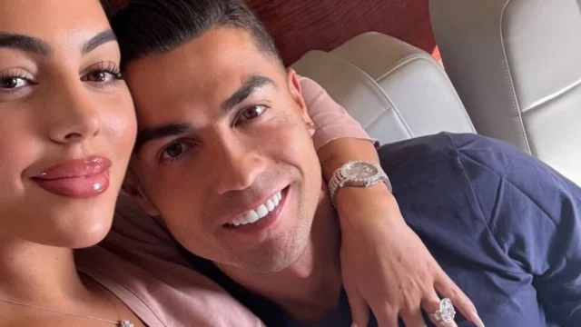 Georgina Rodriguez parla del costoso anello ricevuto da Ronaldo