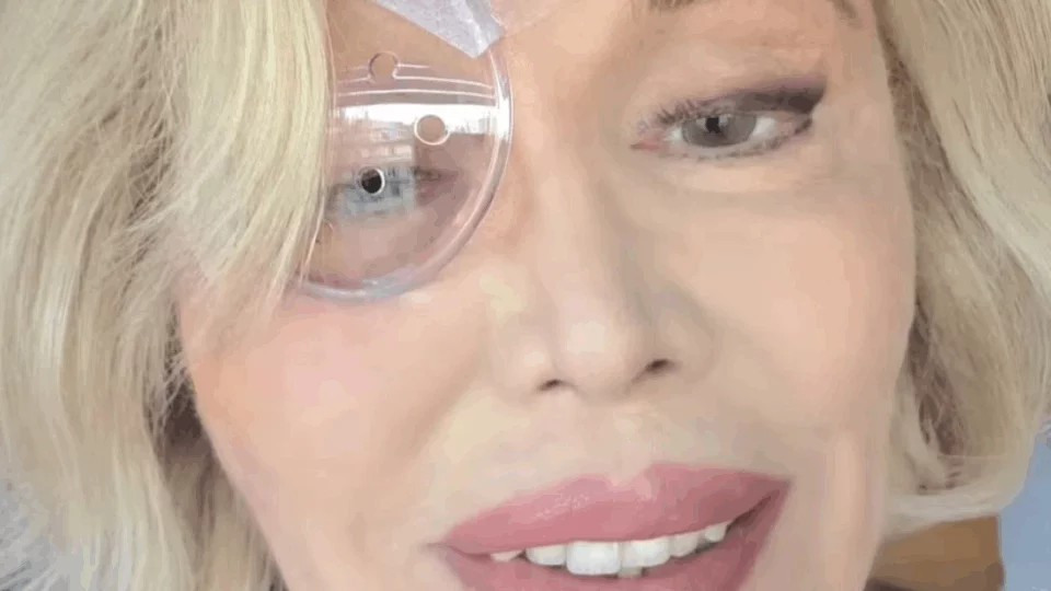 AMANDA LEAR IN OSPEDALE