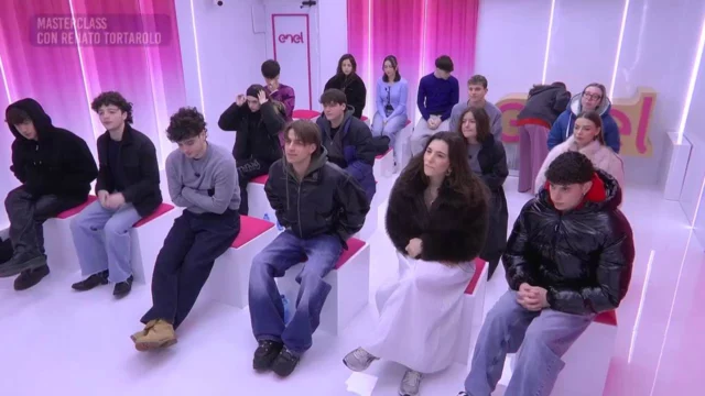 Amici 25, un'allieva convocata in studio dai prof viene eliminata a sorpresa