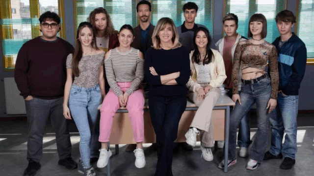 Luisa Ranieri è la Preside