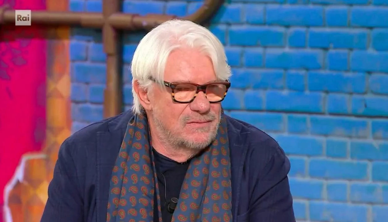 Ricky Tognazzi a Ciao Maschio: “Mi piace essere un maschio femmina, Simona? Litighiamo tutti i giorni”