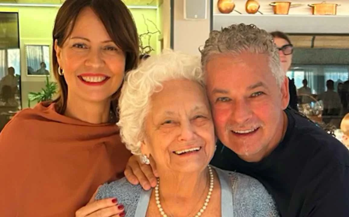 Grave lutto per Roberto Baggio, è morta la madre Matilde: “Il tuo amore mi ha dato forza di scuotere l’Universo”