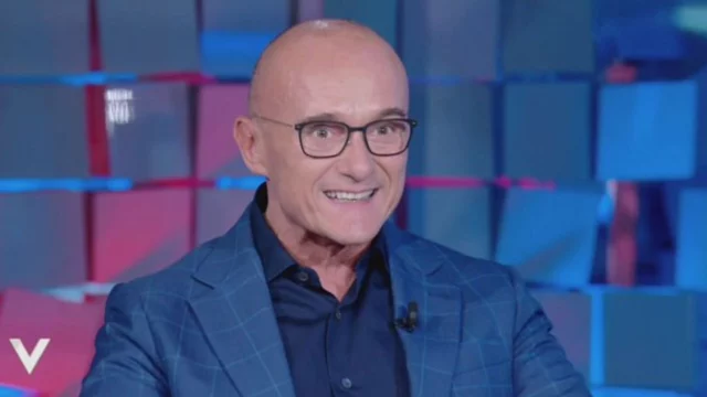 Alfonso Signorini diffida i social, la lettera degli avvocati