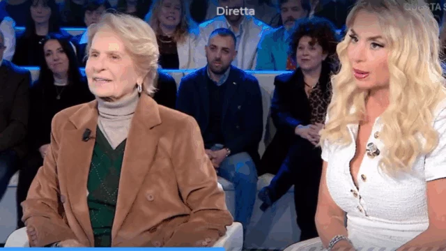 Domenica In, Valeria Marini e Gianna Orrù