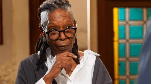 Un Posto al Sole, Whoopi Goldberg saluta il set