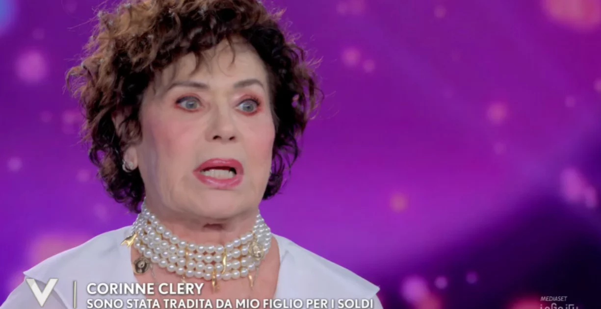 Corinne Clery e la scelta del tutore legale: il rapporto ormai logoro con il figlio Alexandre Corinne Clery e la scelta del tutore legale: il rapporto ormai logoro con il figlio Alexandre