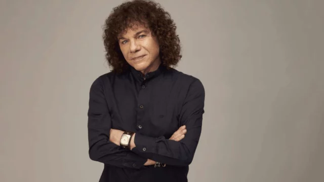 RICCARDO COCCIANTE COMPIE 80 ANNI