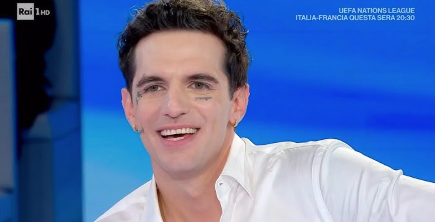 Achille Lauro sul palco della Cerimonia di Chiusura di Milano Cortina 2026