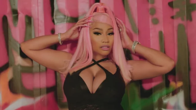 Nicki Minaj criticata in diretta ai Grammy, la frecciata del conduttore Trevor Noah