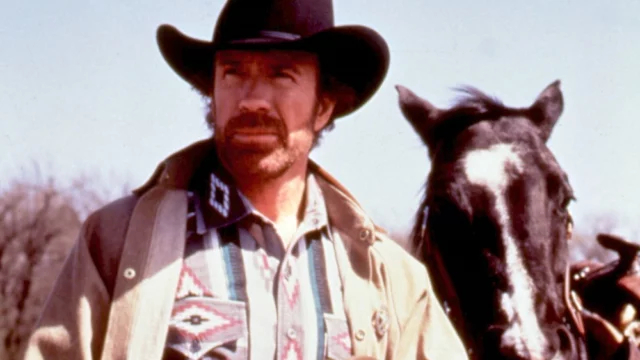 Chuck Norris: le donne della sua vita - Novella 2000