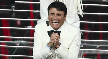 sanremo vince sal da vinci carlo conti passa il testimone e de martino da Novella2000.it sanremo vince sal da vinci carlo conti passa il testimone e de martino