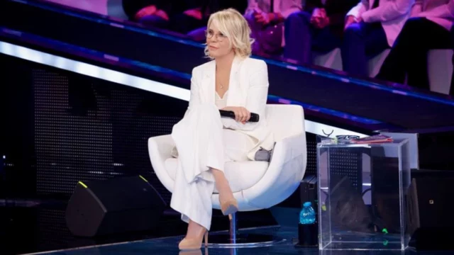 Amici, anticipazioni 25 Aprile 2026: eliminato, ospiti e sorprese