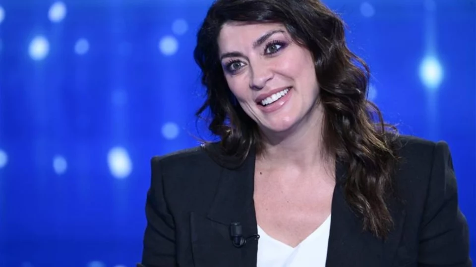 elisa isoardi domenica in vita privata