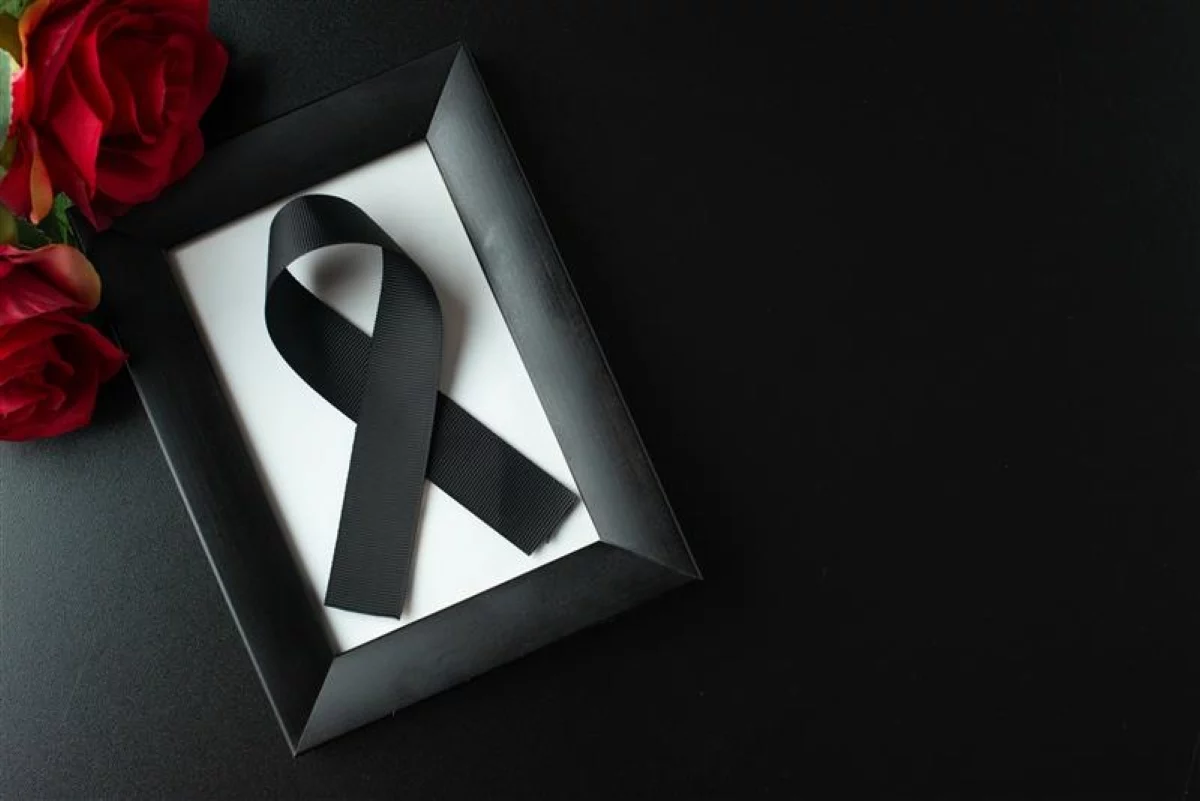 “Ci ha lasciati”, è morto il giovane attore: l’annuncio della moglie