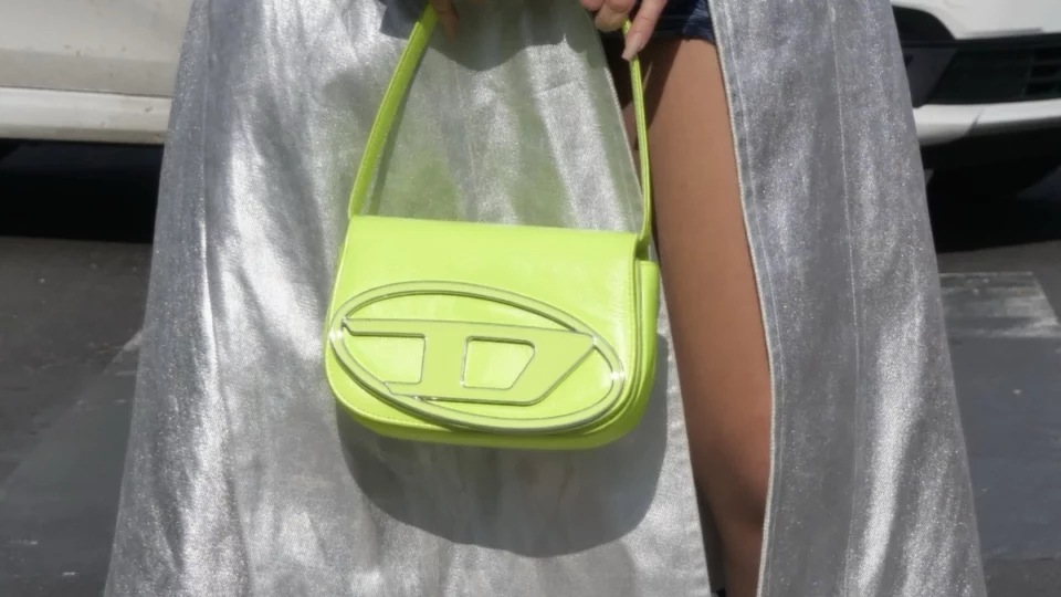 quanto costa la borsa diesel outfit