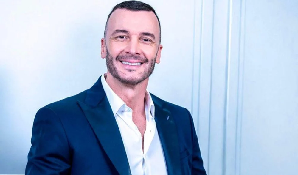 ceglie messapica il movimento 5 stelle e rocco casalino sorprendono da Novella2000.it ceglie messapica il movimento 5 stelle e rocco casalino sorprendono