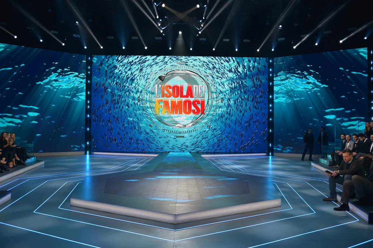 caroline tronelli all8217isola dei famosi con belen ecco perch233 stefano de martino 232 furioso da Novella2000.it caroline tronelli all8217isola dei famosi con belen ecco perch233 stefano de martino 232 furioso